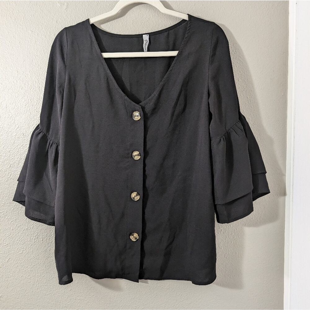 Chic Black Button-Up Blouse With Flared Sleeves - image 1